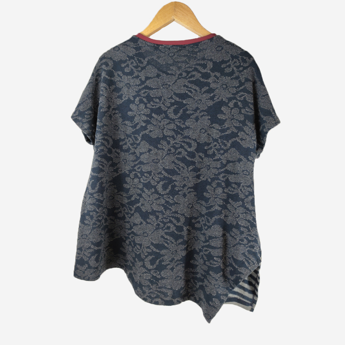PATTERNED TOP