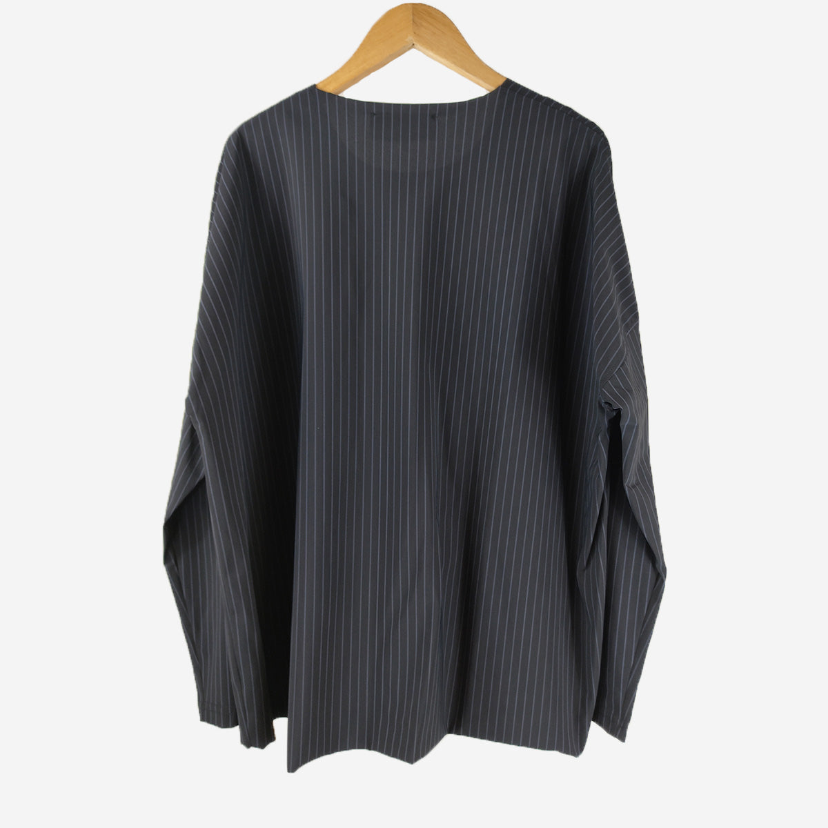 PINSTRIPE TOP