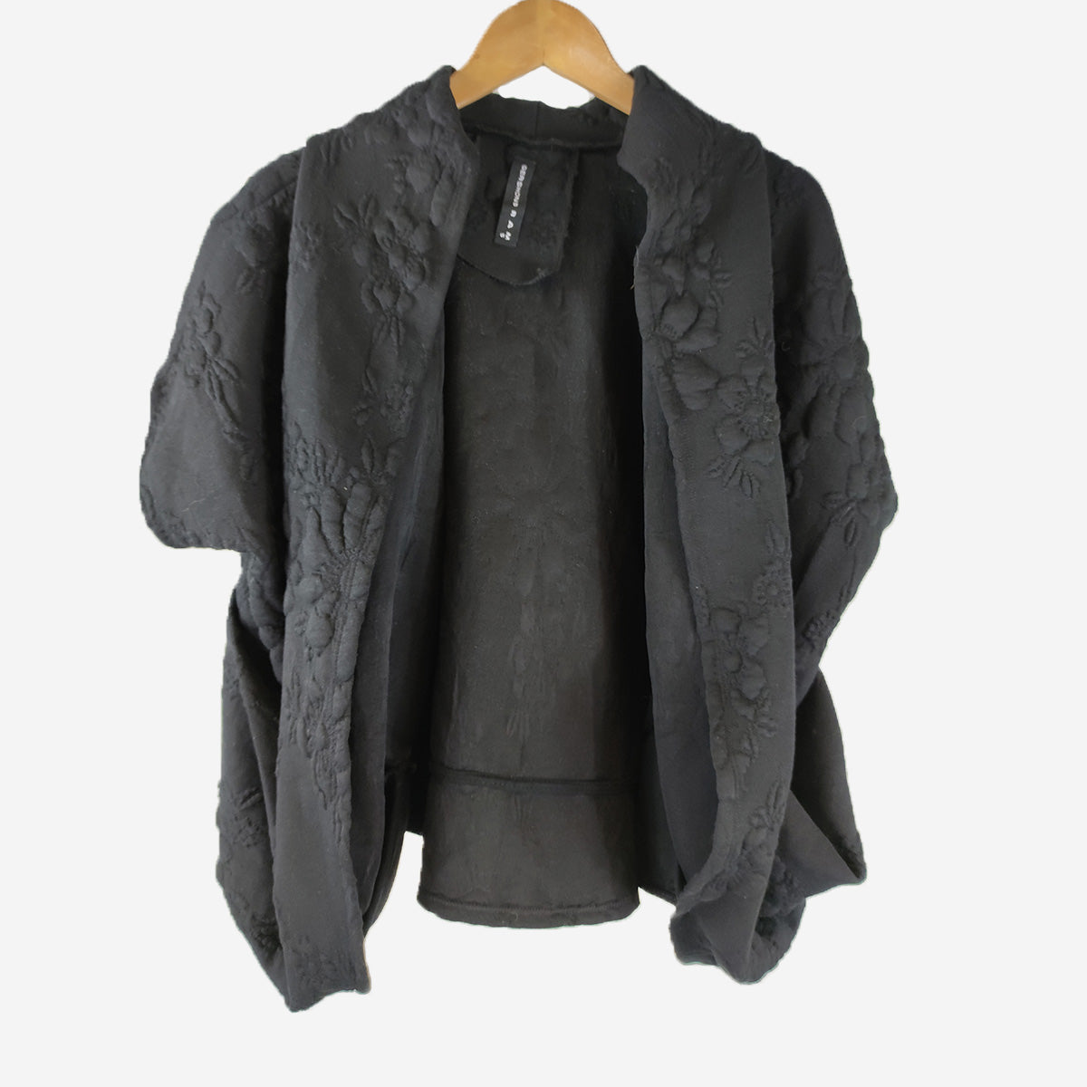 BLACK JACKET