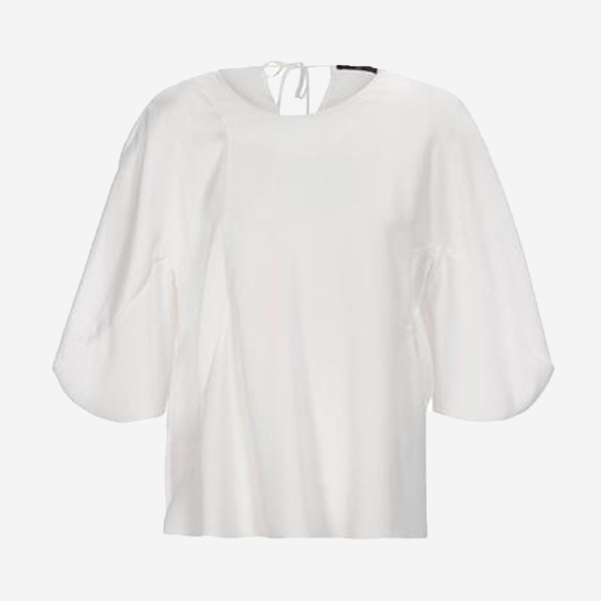 ISOLATE WHITE TOP