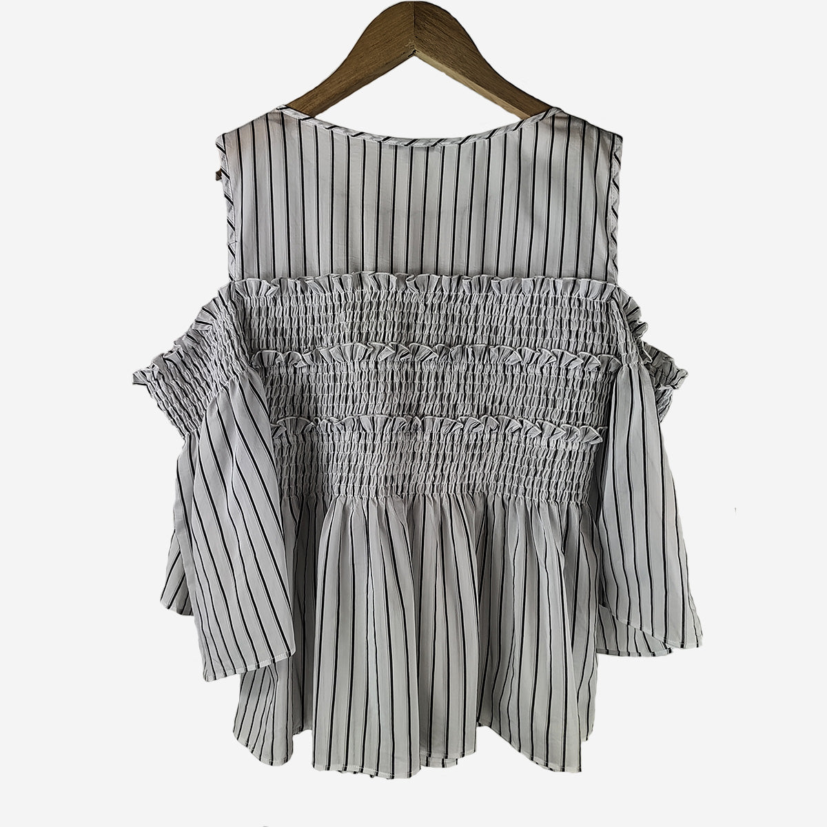 WHITE/BLACK BLOUSE