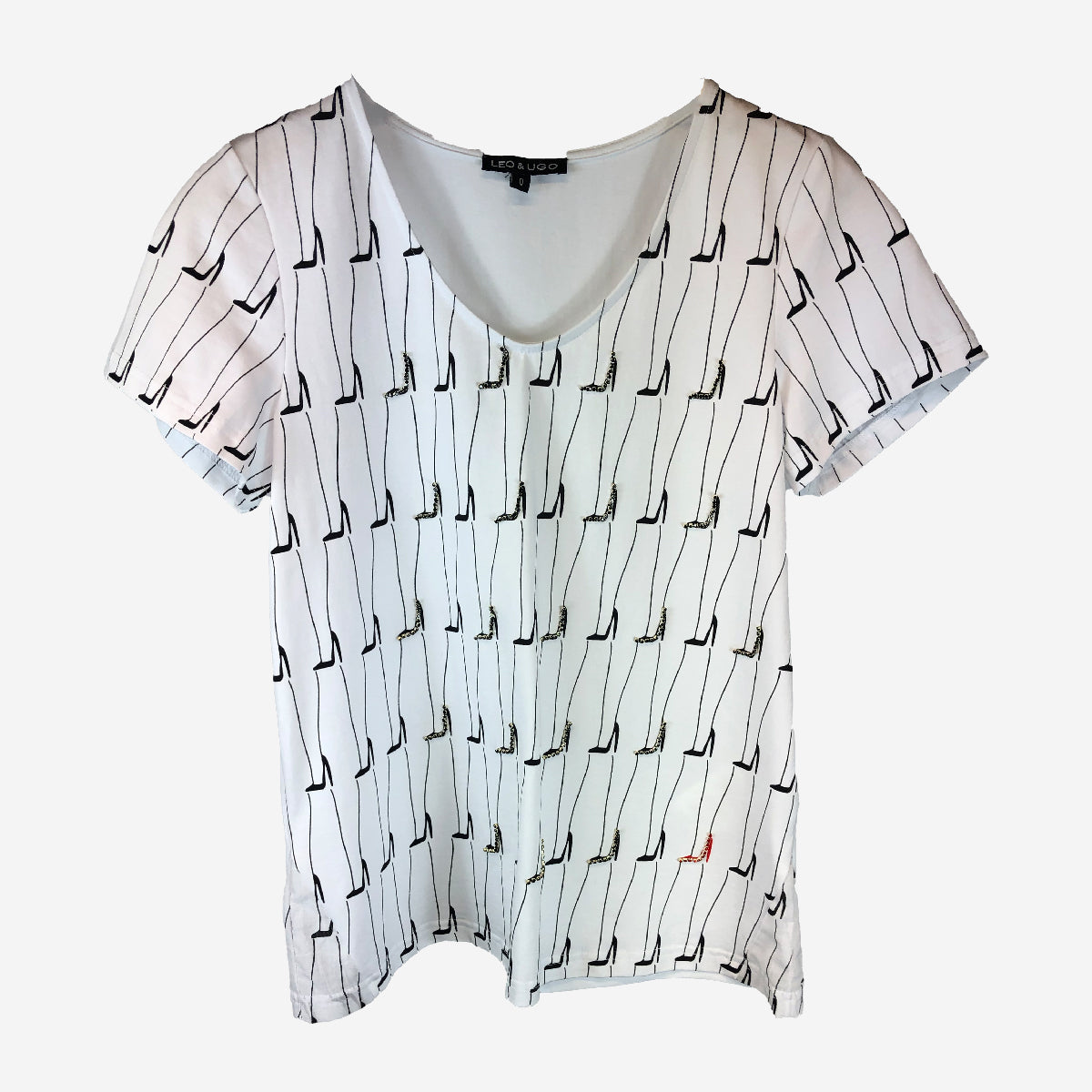 SHORT SLEEVED TOP IN BLACK AND WHITE