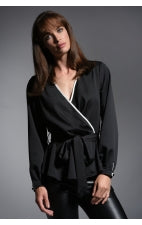 BLACK AND WHITE STRIKING TOP