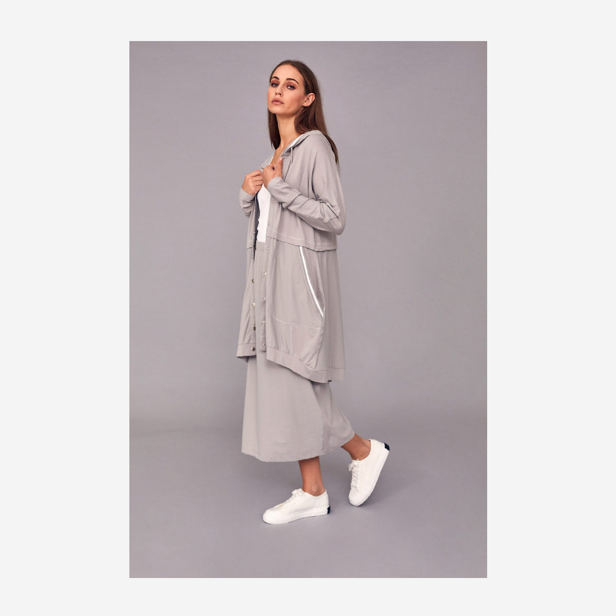 STONE DRAWSTRING JACKET WITH HOOD