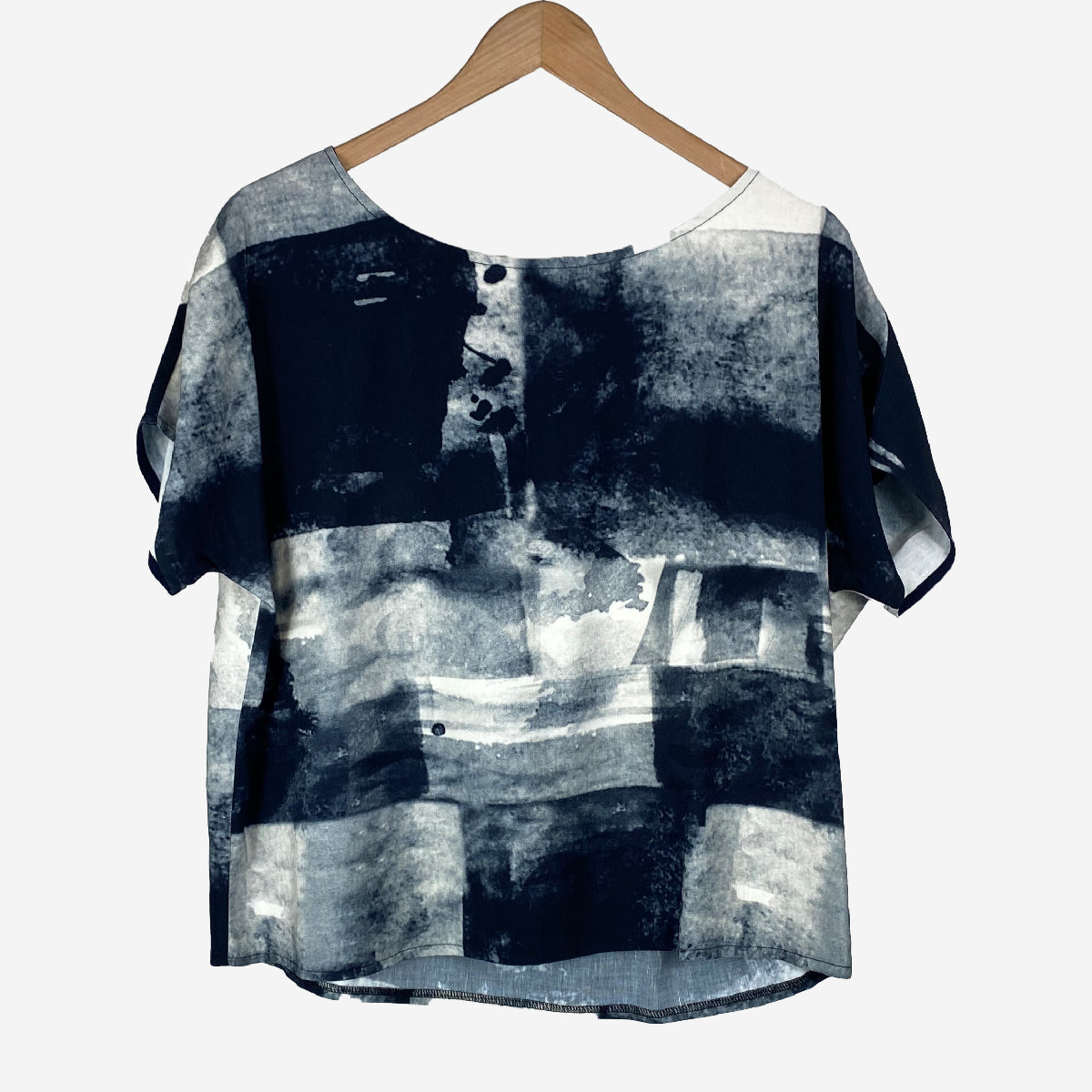 GRAPHIC PRINT LINEN MIX TOP