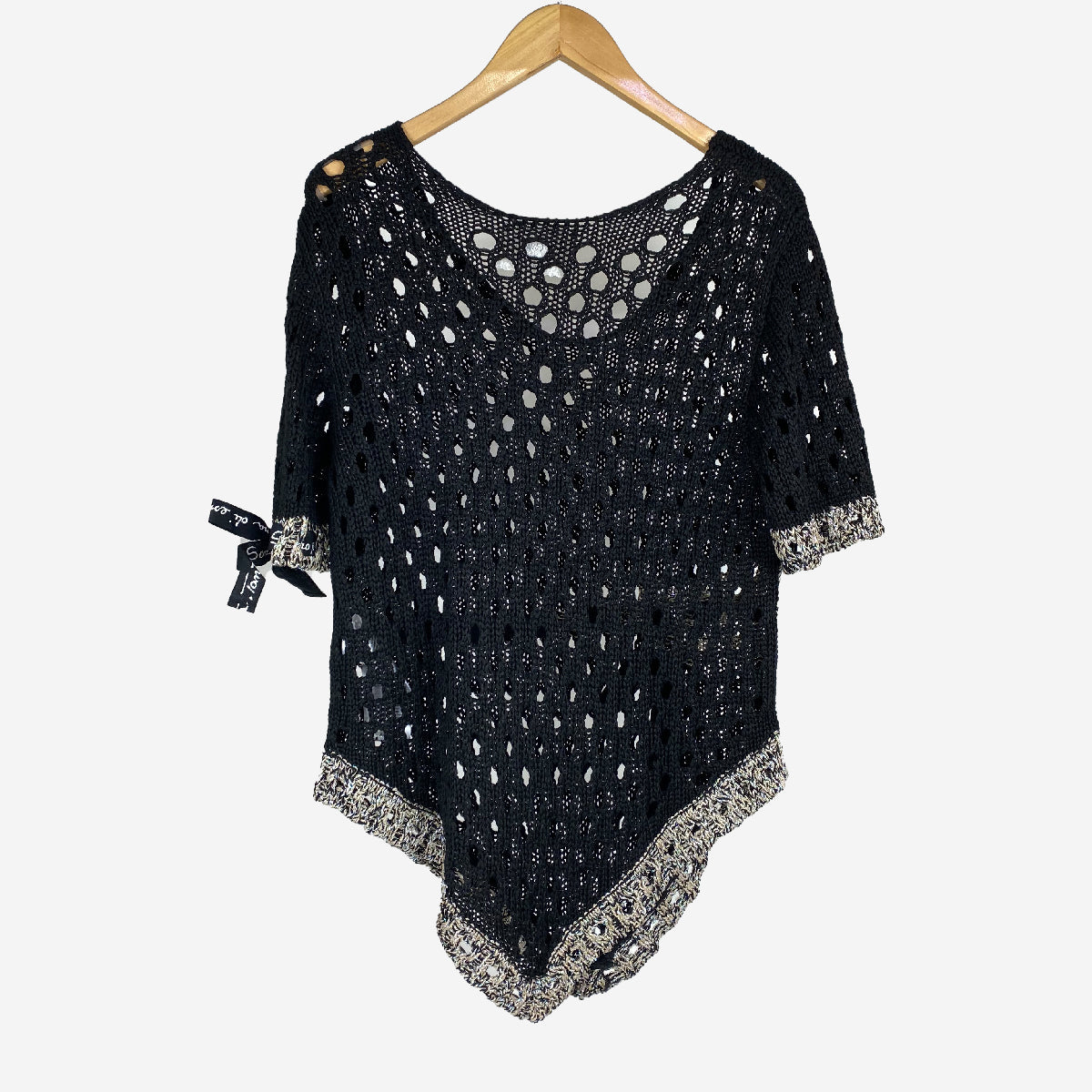 BLACK SHORT SLEEVE KNIT