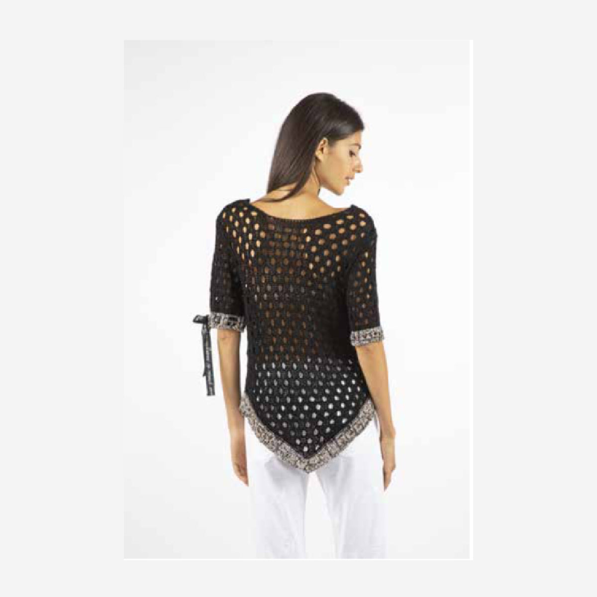 BLACK SHORT SLEEVE KNIT