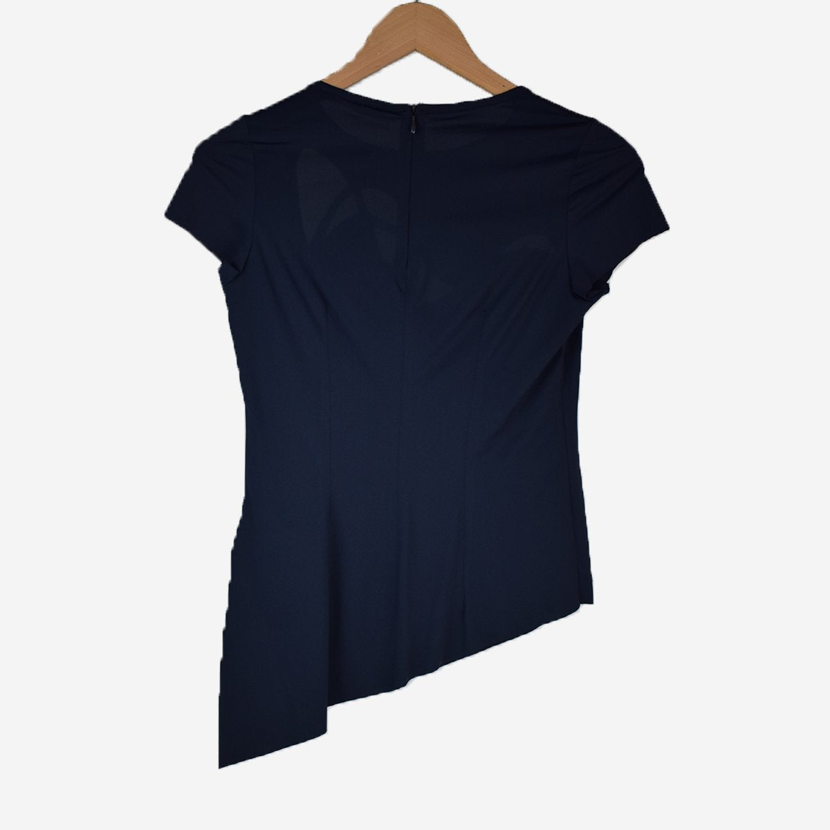 ASYMMETRICAL TOP