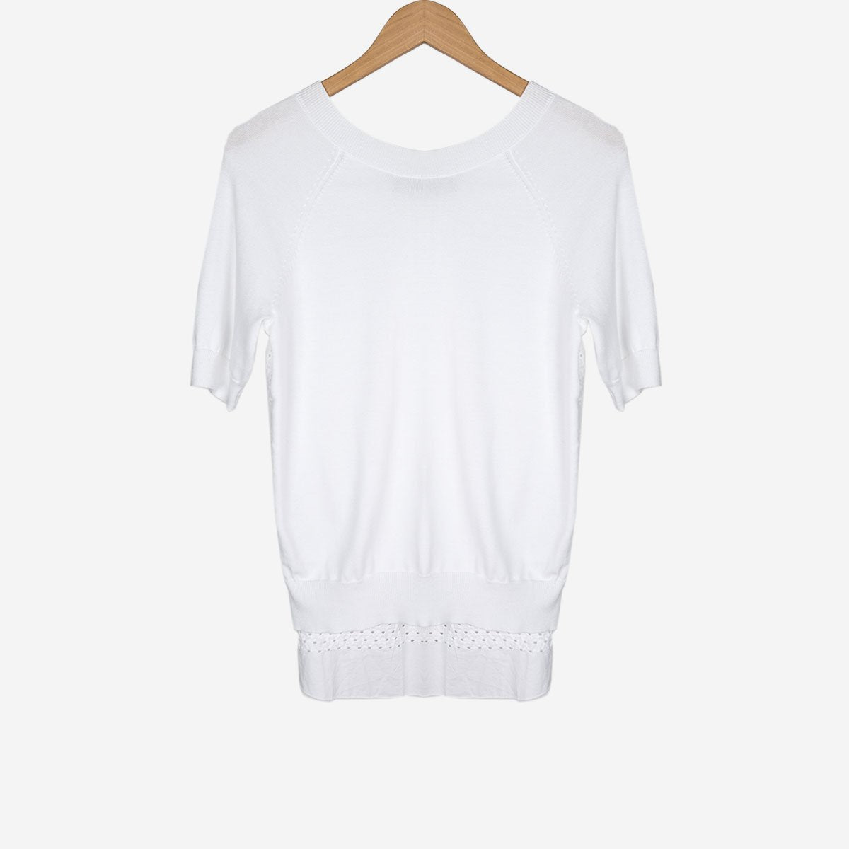 SHORT SLEEVED TOP