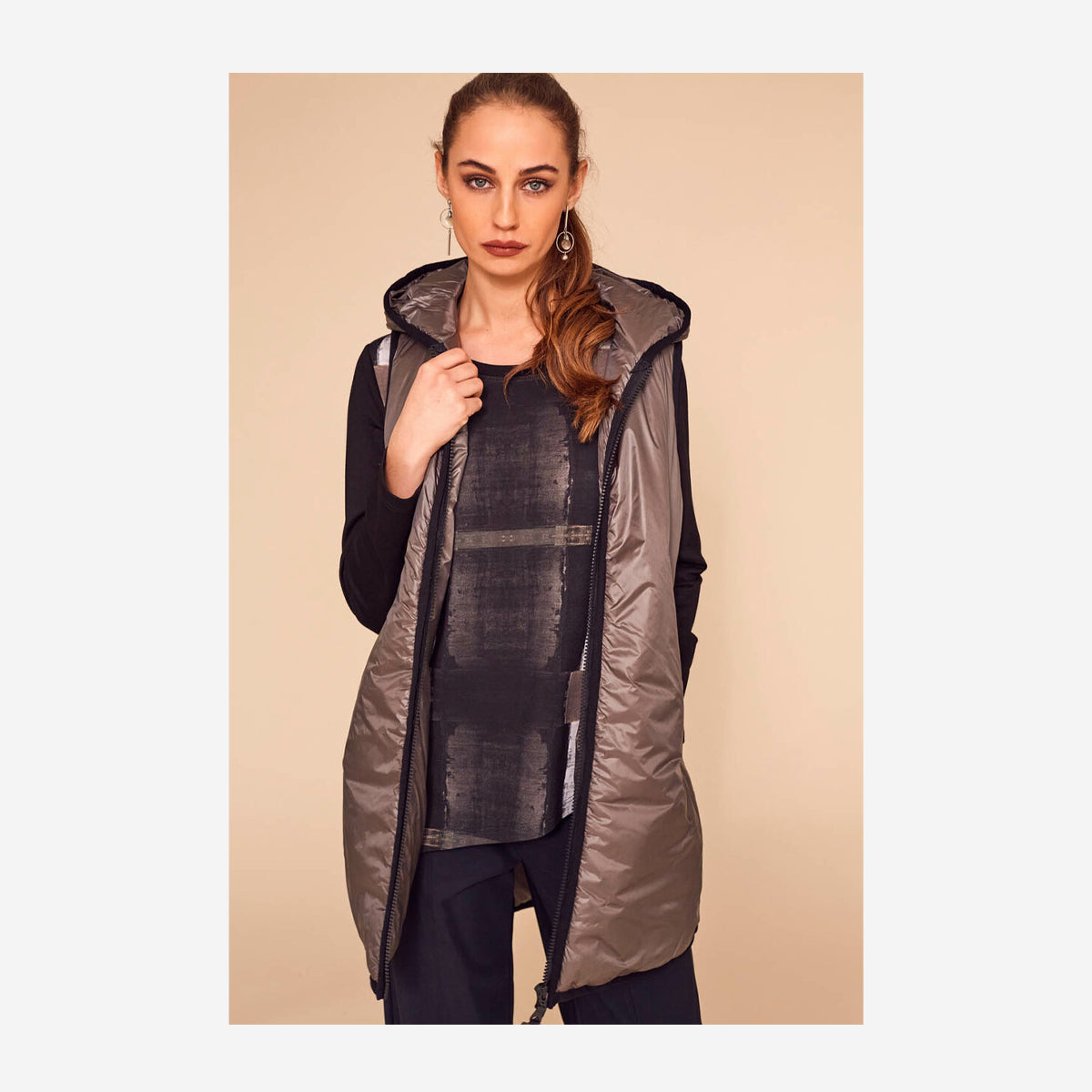 PADDED WAISTCOAT WITH HOOD
