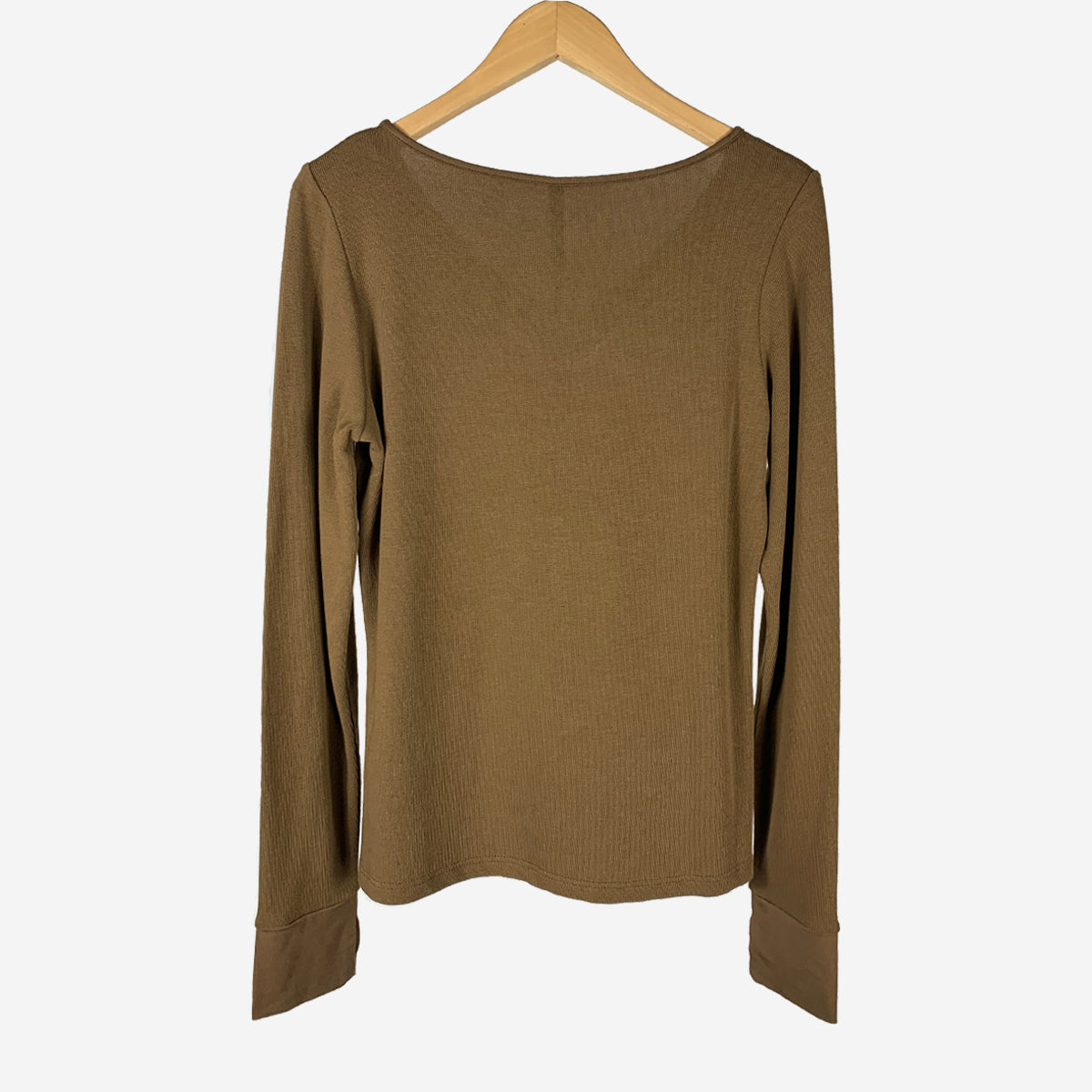 V NECK TOP