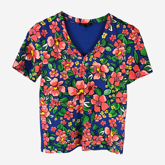 SHORT SLEEVED V NECK PRINTED TOP