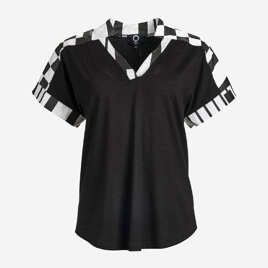 MONOCHROME TRIM BLACK PRINT TOP