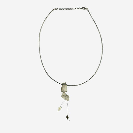FALLING LEAVES CHOKER