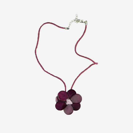 PLUM PEONY NECKLACE