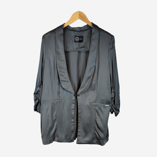 GREY BLAZER