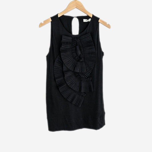 SLEEVELESS UNIQUE TOP