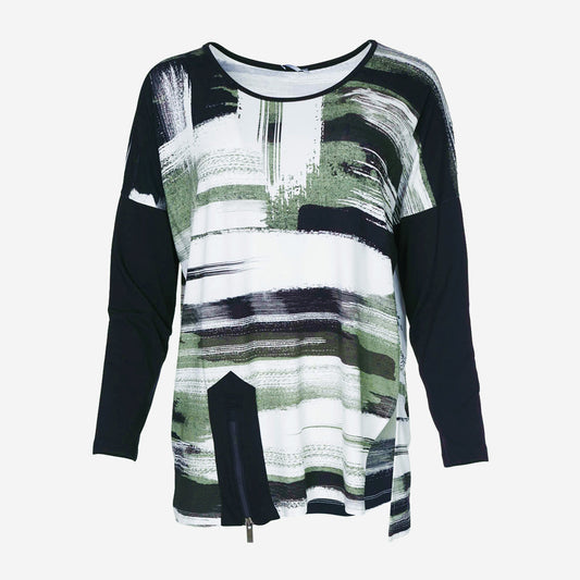 PRINT TOP WITH HEM DETAIL