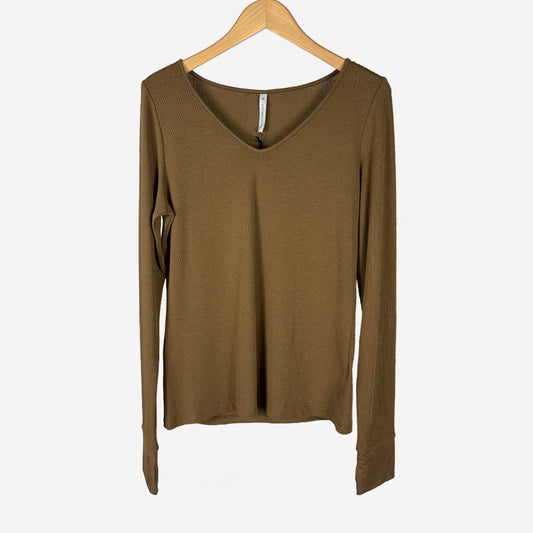 V NECK TOP