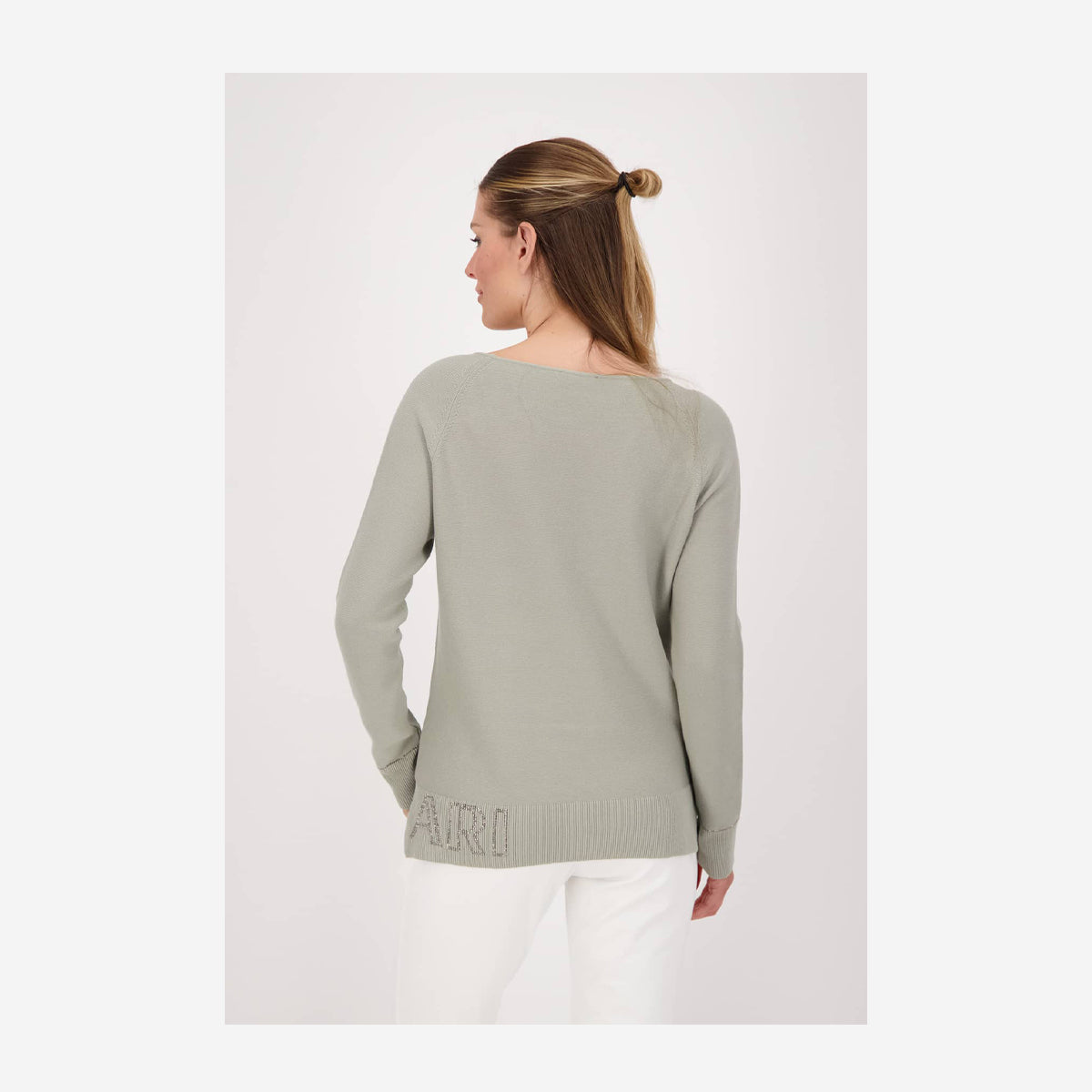 KNITTED SWEATER MADE FROM SUSTAINABLE COTTON WITH ROUND NECK
