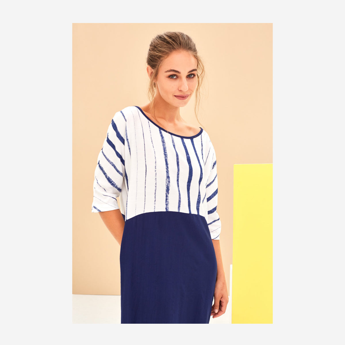 STRIPE TUNIC WITH CONTRAST HEMPANEL